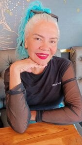 Stillness is the loudest prayer I know how to speak. 🕉️✨ de freyadevil333 Foto