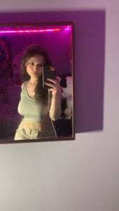 eviesins-xo Just me Pic 2