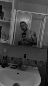 robeertiito Public Hình 2