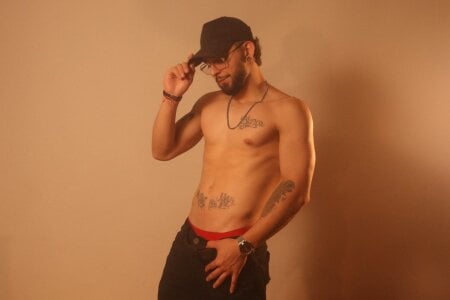 sexy latino de Axel_Stton  2 Imagens