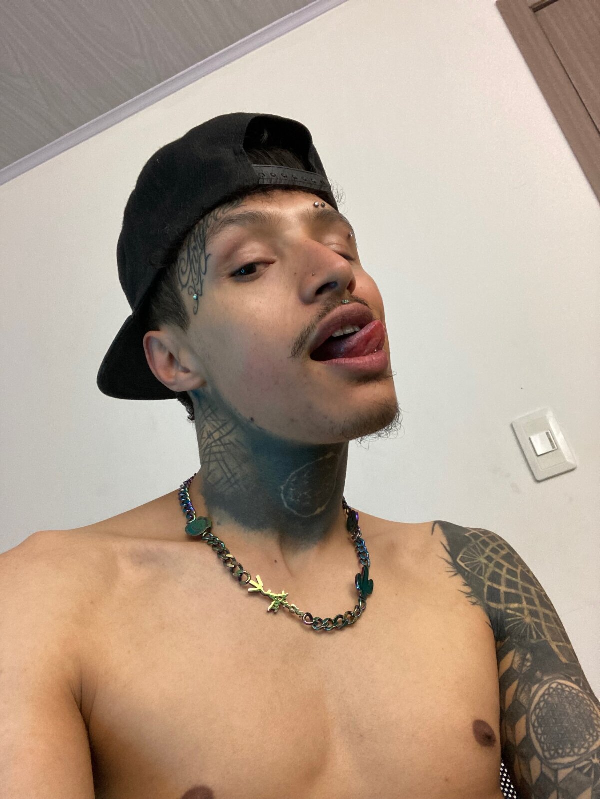 Ảnh Thịnh Hành của trieone 8603