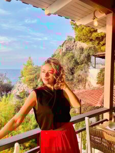Anna_Love1 Sexy on vacation Pic 3