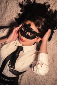 Shizuko_ Photo session of Collegiate Mask 🎭 Pic 4