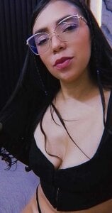 Emmie_Wood1 Public Pic 3