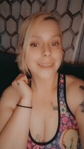 Shirley0810: Public ( 7 фото)