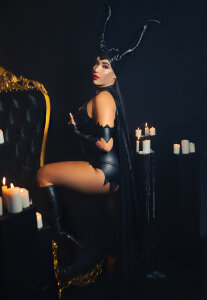 Nikki_vega halloween 2025 Pic 4