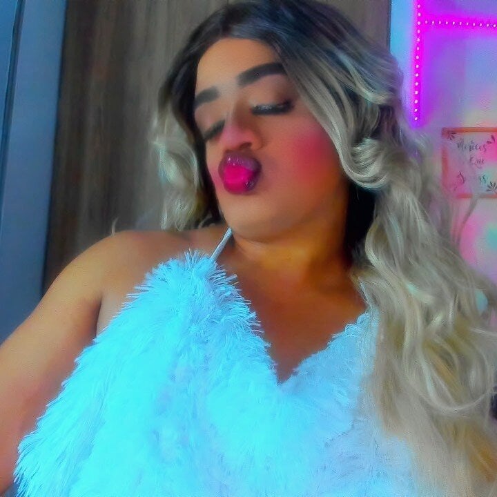 Amber_bigdick22 immagine di tendenza 225