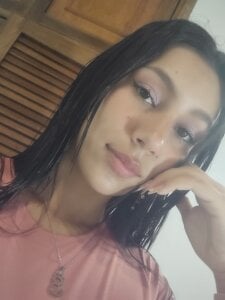 MariaJoseWalker I’m live now, 8:30 AM to 3:30 PM (Colombia) 💖 I’m feeling shy today… but only until you show up and Pic 2