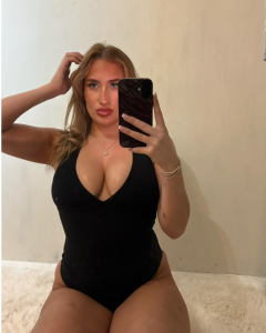 Lady in Black x de michelle_louise Foto 2