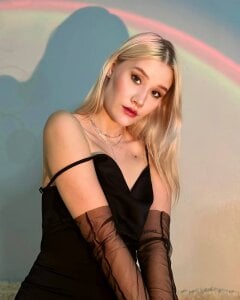 _Anna_Nolan_ Hot black princess Pic 2