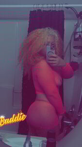 thatgurlred Public Pic 4