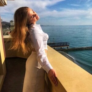 goldensweetgirl Public Pic