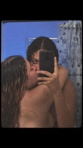 isabel_zara Public Pic 2