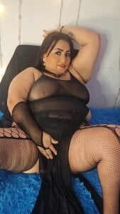 Ivonnee__ Elegant Ivonnee Pic 2