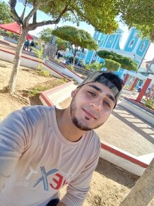 xxxxhotxoxo: walking in the square ( 3 фото)