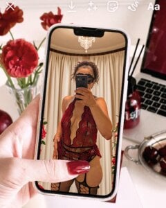 CurvyTurkishAsena_xx Valentines Foto 9