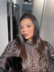 ValenFerrera_ Black never goes out of style... nor does desire. Pic 2