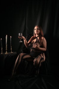 Perla_Millsx stylish and hot Pic