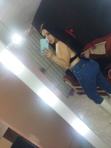 hellen_Arth Public Pic