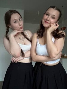 katexxxx: Kate and Anna sexy picks😋 ( 2 фото)