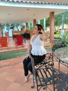 MIA-LARIOS 🌺 Foto 3