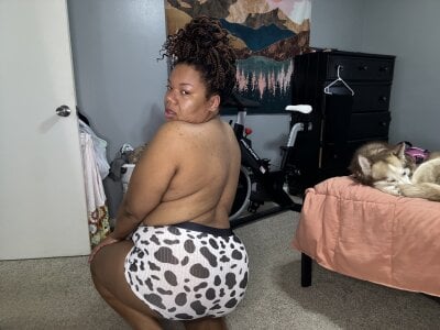 InterRacialFacial7296 Public รูป 