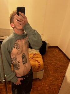 Inked_Ginger Public Pic 4