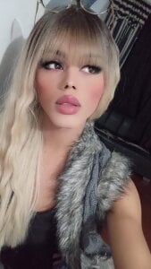 antonella_sexidoll antonella sexy doll kiss baby Pic 3