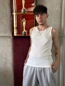 Public de KrewVaughn  3 photos