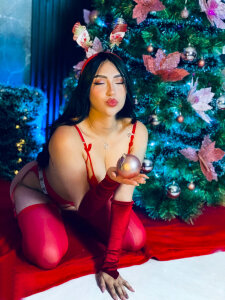 Issabela_Mackey_ Christmas Eve 🥵🌙 Pic 7