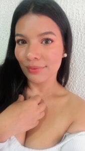 CATHA_EF CAT BABY Pic