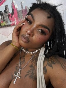 Anaa_Fuentess really serious👀🤨🥺 Pic