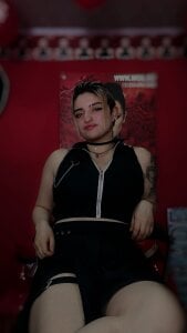 CharlotteEvans__ Public Pic