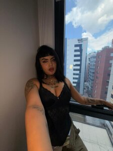 LauriInk1 Sexy lauri🥵 Immagine 