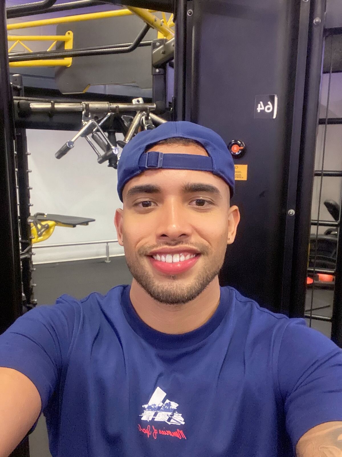 LincomAmith-এর ট্রেন্ডিং  8818টি ছবি