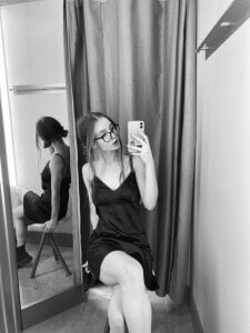 NyraKiss A little beauty Pic