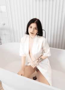 A little tenderness od ScarletHarley  4 snímek