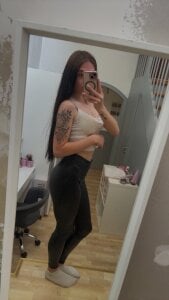 NinaEngels Public Pic 4