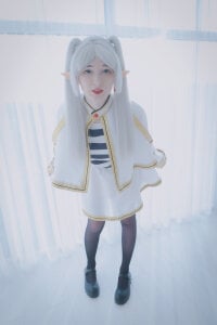 koshkasenpai Frieren part 1 FREE Pic