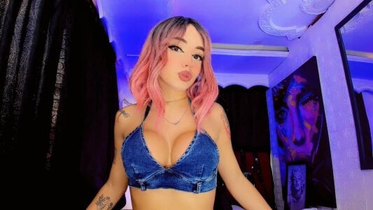 KiaraHot1 Public Billede