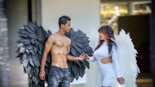 yayi_derek halloween angels🤍🎃🤍🎃 Pic 2