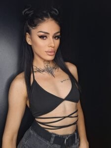 ania_queen: Public ( 5 фото)