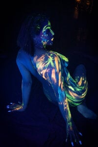 Megan_Milf__ NUDE AND UV PAINTED Hình 5