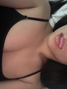 babygirlesme 💋 Pic 4