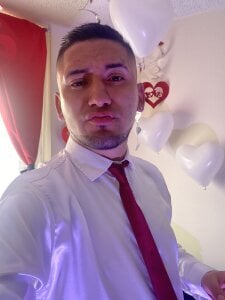 Saenz_LotusTemp San valentine day 🎩✨🥂💍💘 Foto