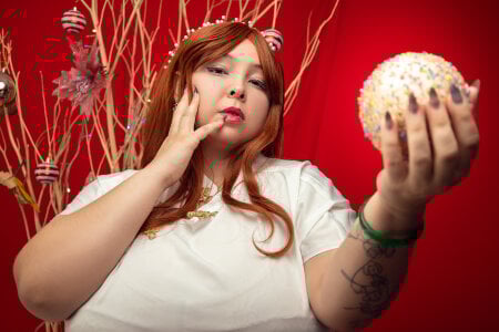 mollieblue69 A Warm Winter🎄🎁💖 Pic 3