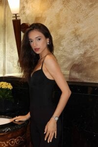 AdoraCortes sexy lioness Pic