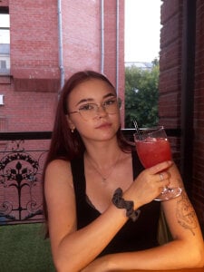 CarleeHake Public Pic 2