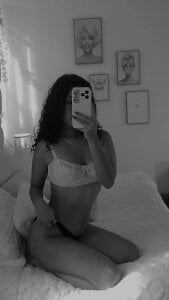 naomi_lane_ Public Εικόνα 5