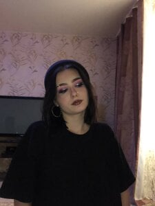 RondaFinch Public Pic 3